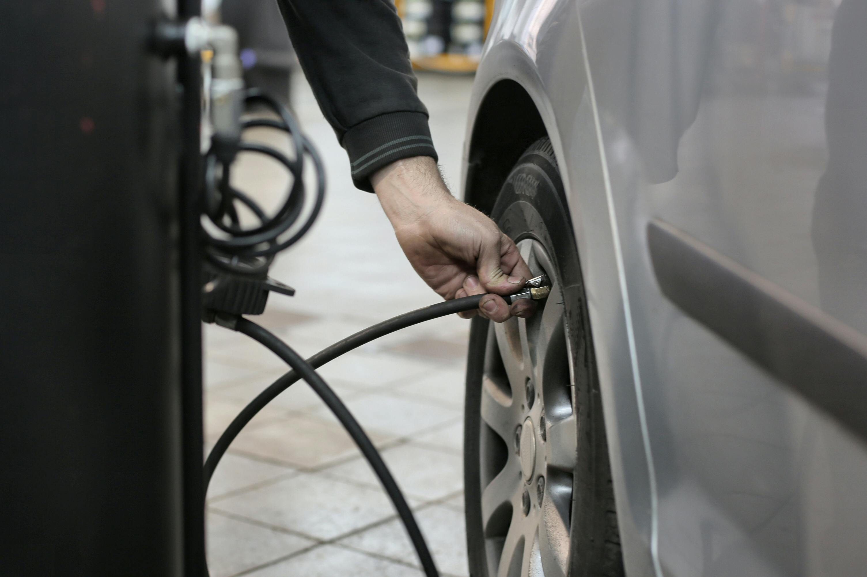 Tyre Pressure Check